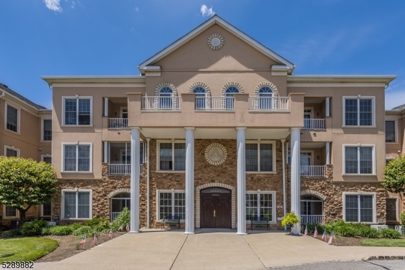 Fox Hills Condo Listings for Sale in Rockaway NJ