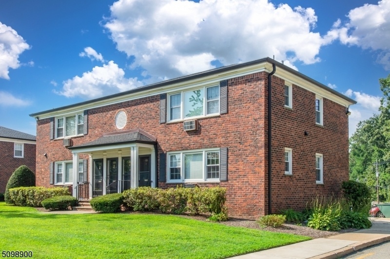 Morris Twp Morris County NJ Real Estate Listings Townhomes and Condos For Sale Realtors