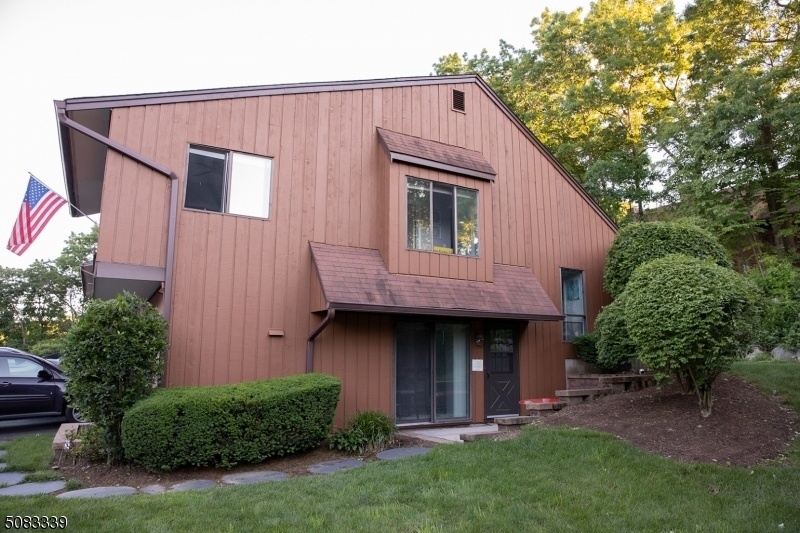 Overlook Village Townhome and Condo Community Wharton Borough NJ